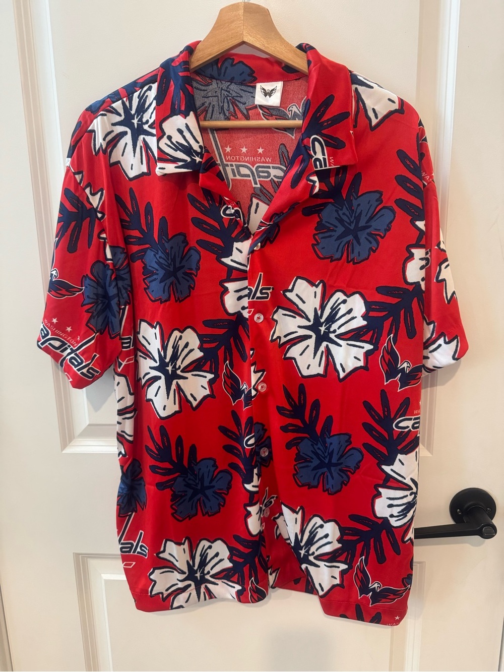 Washington Capitals Red Floral Button-Up Shirt